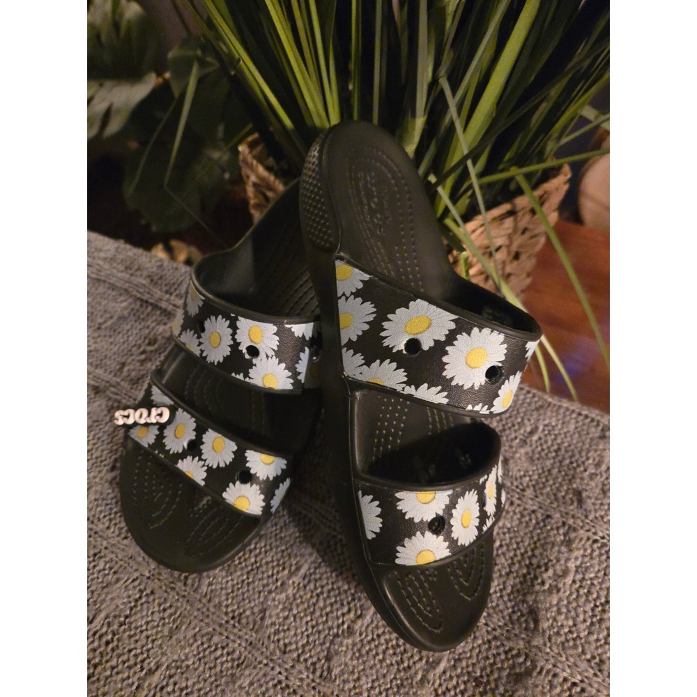 CROCS Classic Sandal Black Daisy Floral Print Two Strap Slides Womens 7 Mens 5
